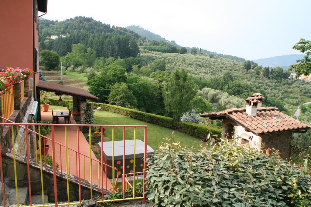 Podere Gianpaolo เปสเชีย ภายนอก รูปภาพ