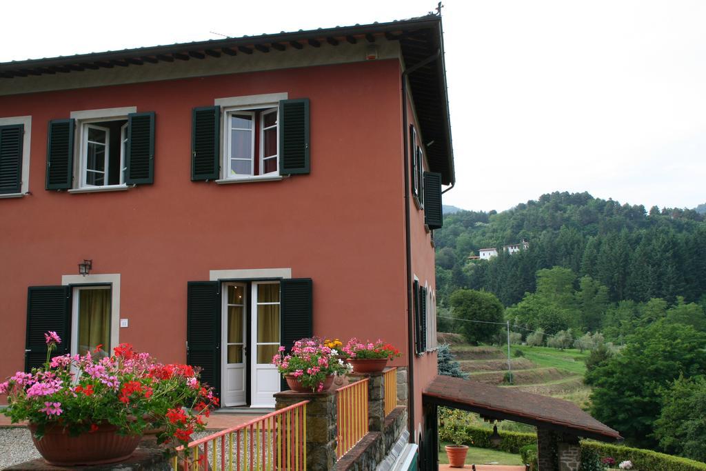 Podere Gianpaolo เปสเชีย ภายนอก รูปภาพ