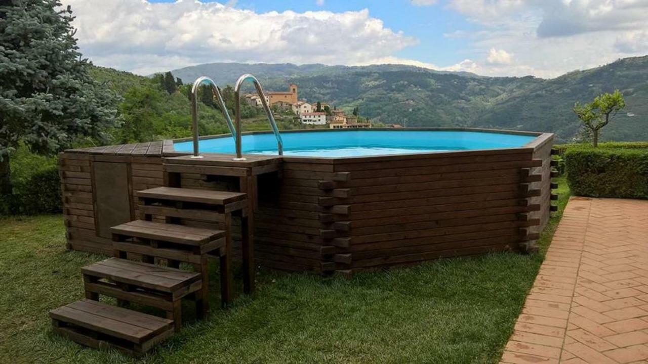 Podere Gianpaolo เปสเชีย ภายนอก รูปภาพ